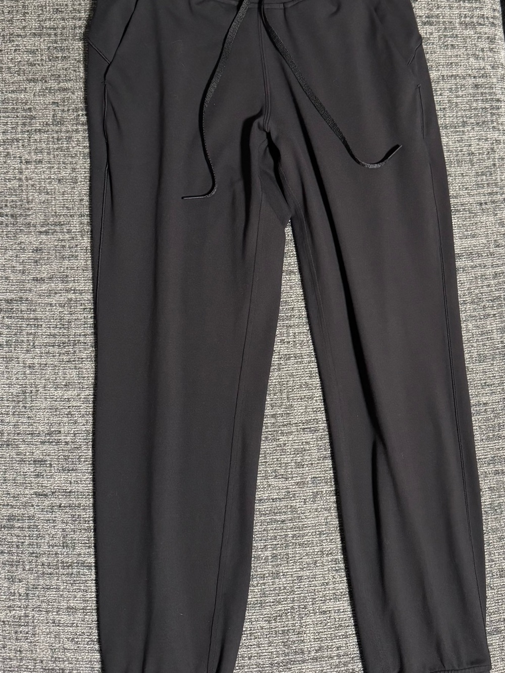 Women’s Black Drawstring Lululemon Jogger Pants